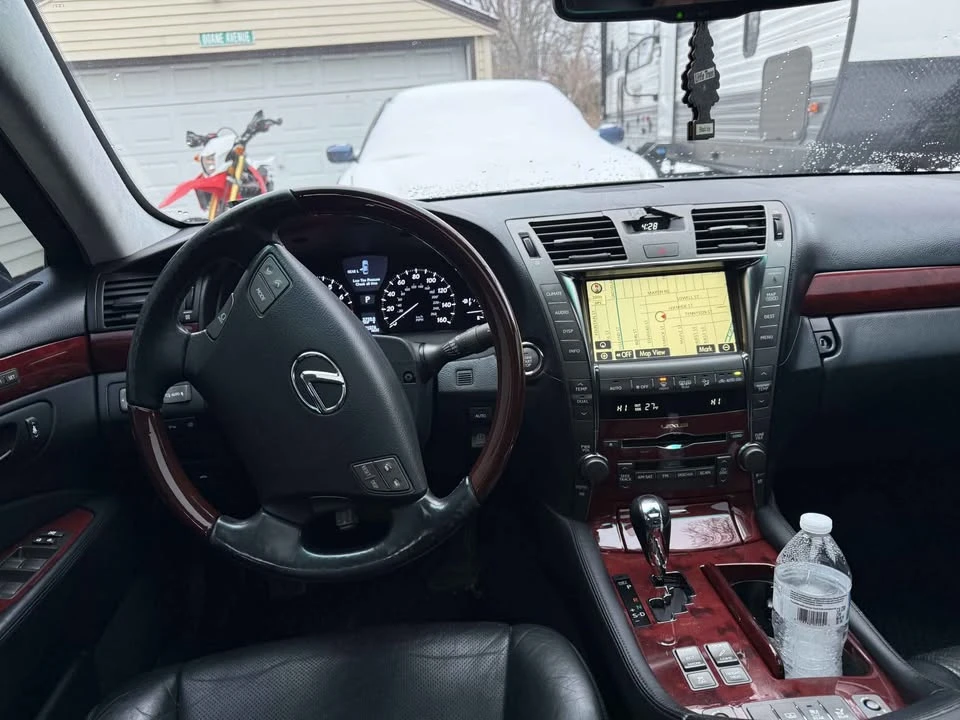 2007 Lexus LS 4th Gen - Image 12 of 14