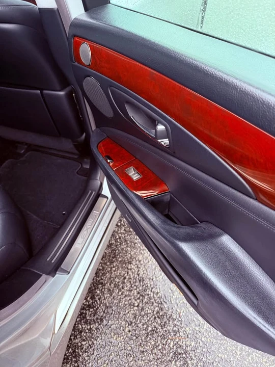 2007 Lexus LS 4th Gen - Image 15 of 17