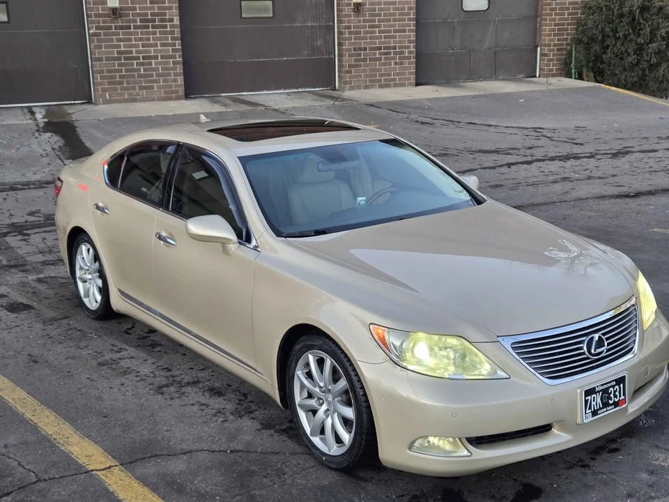 2007 Lexus LS 4th Gen - Image 5 of 17