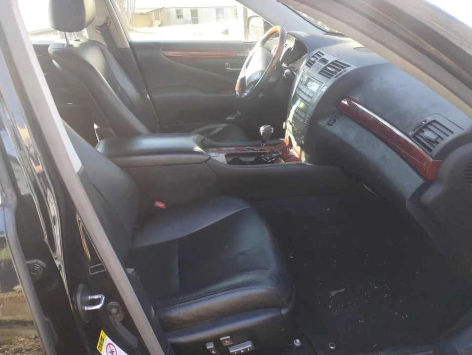 2007 Lexus LS 4th Gen - Image 5 of 6