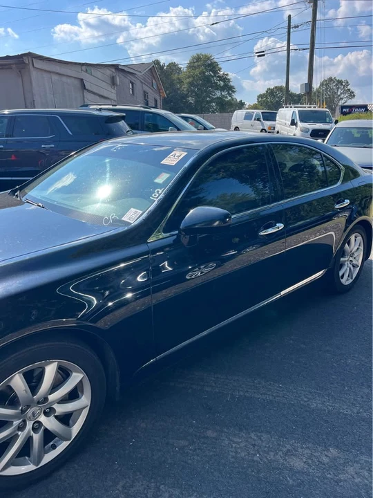2007 Lexus LS 4th Gen - Image 2 of 15