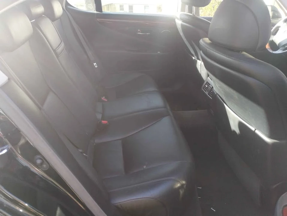 2007 Lexus LS 4th Gen - Image 6 of 6