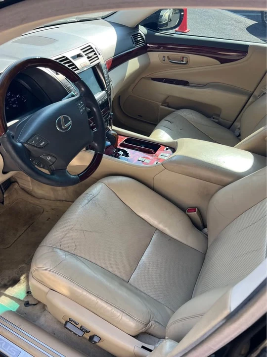 2007 Lexus LS 4th Gen - Image 8 of 15