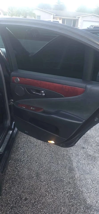 2007 Lexus LS 4th Gen - Image 11 of 16