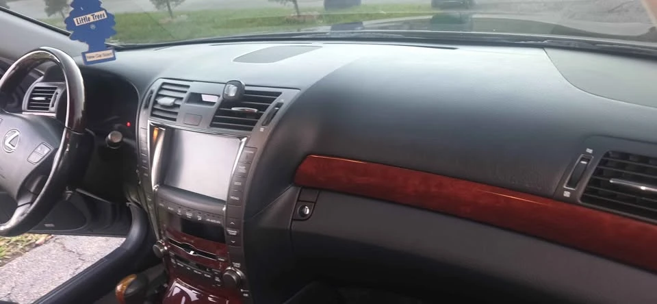 2007 Lexus LS 4th Gen - Image 12 of 16