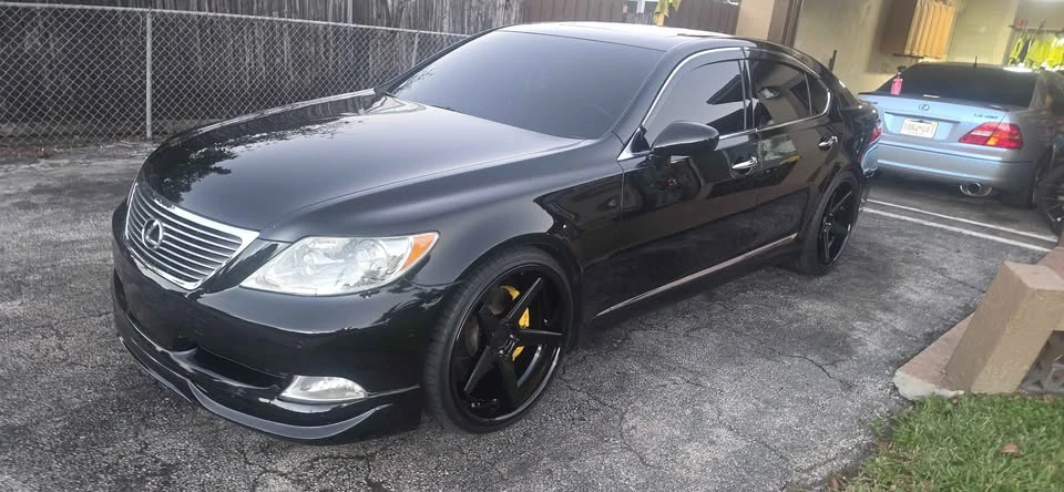 2007 Lexus LS 4th Gen - Image 2 of 16
