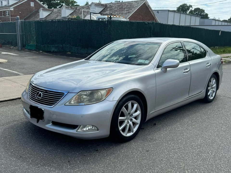 2007 Lexus LS 4th Gen - Image 2 of 20