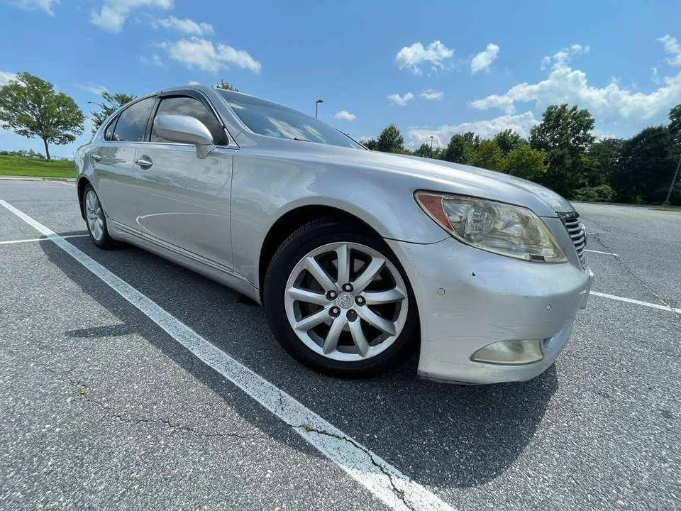 2007 Lexus LS 4th Gen - Image 2 of 20