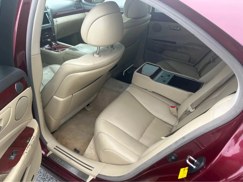 2007 Lexus LS 4th Gen - Image 6 of 8