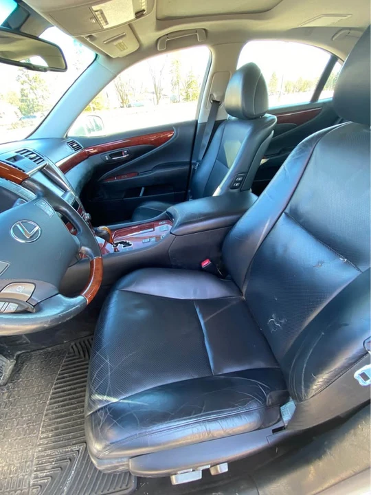 2007 Lexus LS 4th Gen - Image 8 of 11