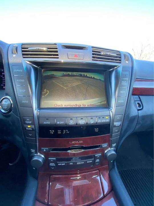 2007 Lexus LS 4th Gen - Image 7 of 11