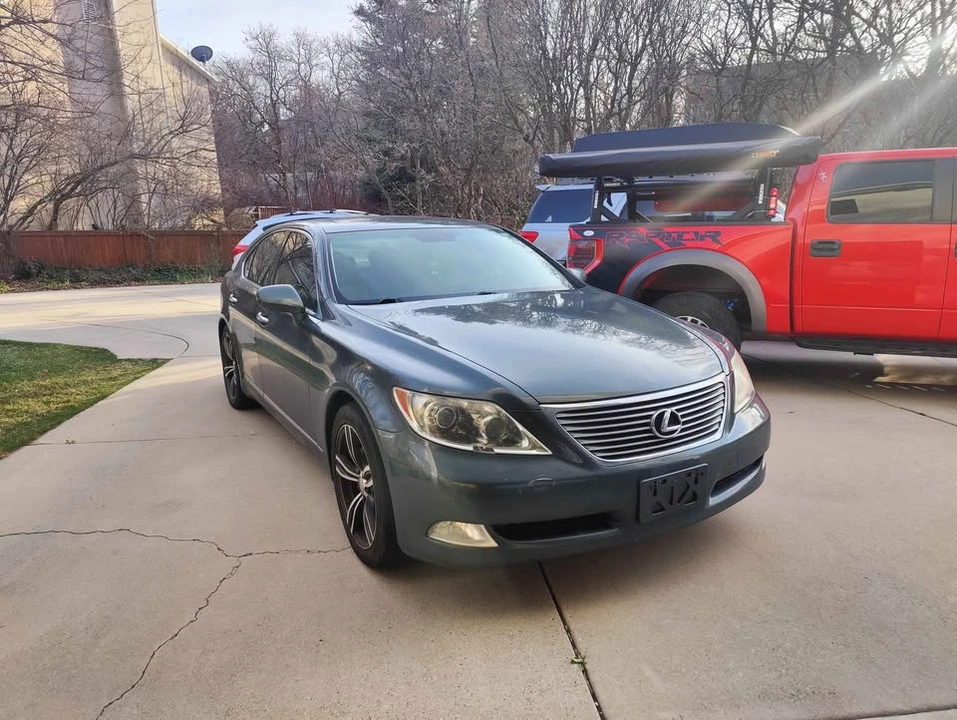 2007 Lexus LS 4th Gen - Image 3 of 18