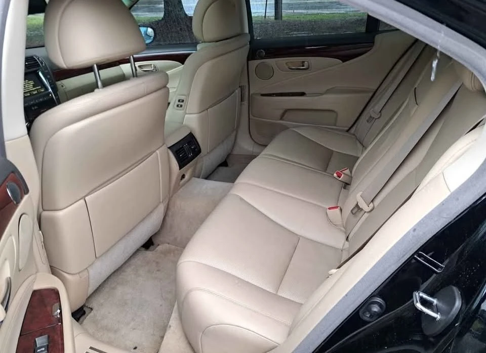 2007 Lexus LS 4th Gen - Image 5 of 5