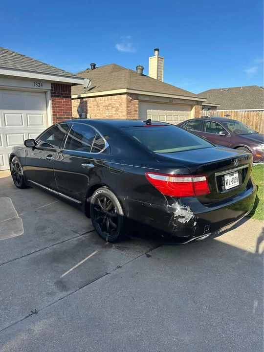2007 Lexus LS 4th Gen - Image 17 of 20