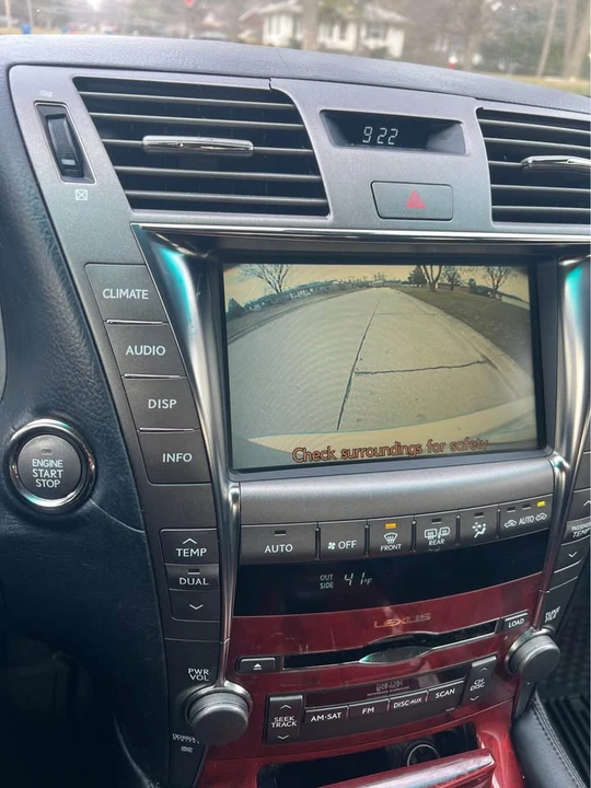 2007 Lexus LS 4th Gen - Image 17 of 18