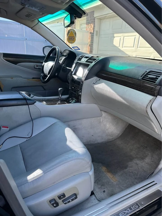 2007 Lexus LS 4th Gen - Image 13 of 20