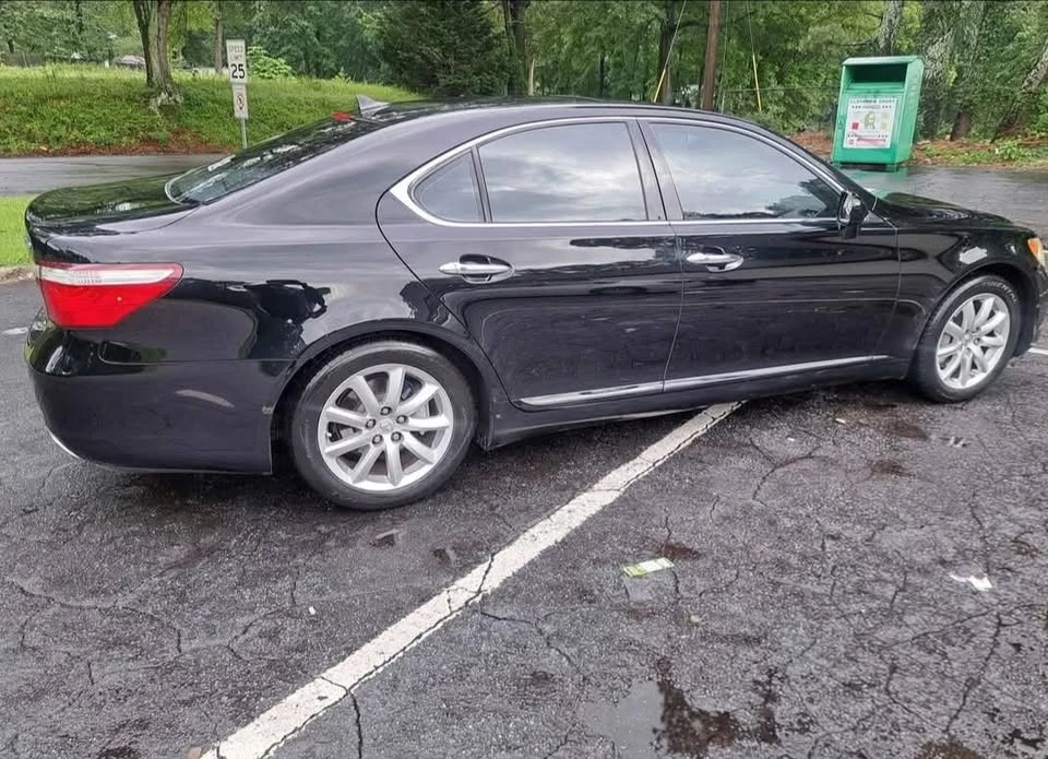 2007 Lexus LS 4th Gen - Image 2 of 5
