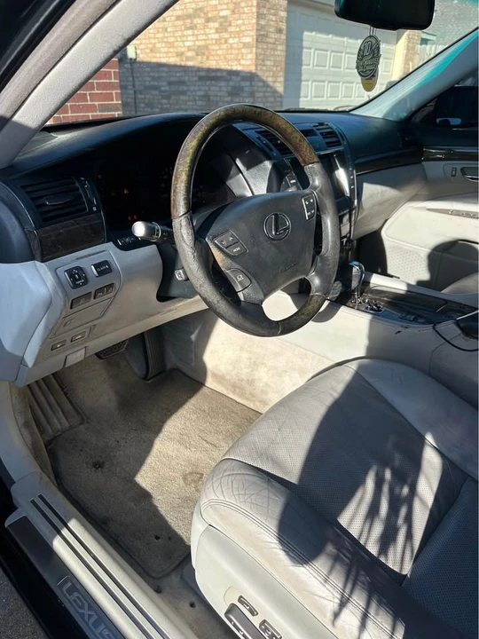 2007 Lexus LS 4th Gen - Image 9 of 20