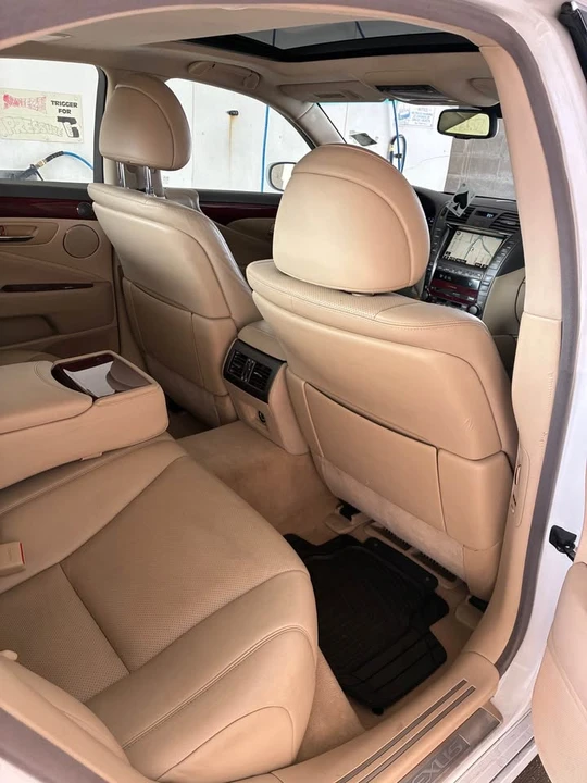 2007 Lexus LS 4th Gen - Image 7 of 11