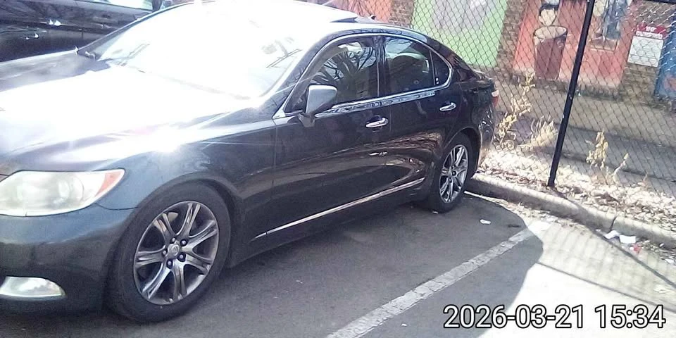 2007 Lexus LS 4th Gen - Image 2 of 4