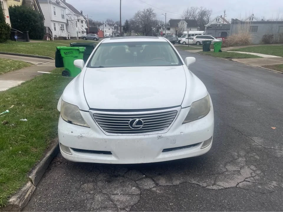 2007 Lexus LS 4th Gen - Image 3 of 10