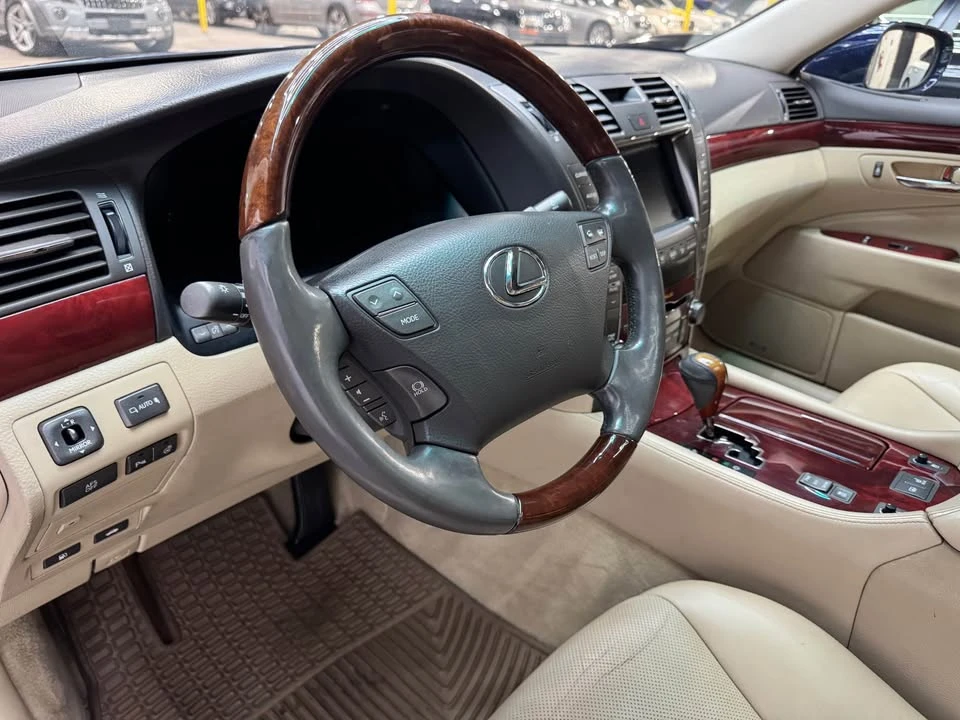 2007 Lexus LS 4th Gen - Image 8 of 15