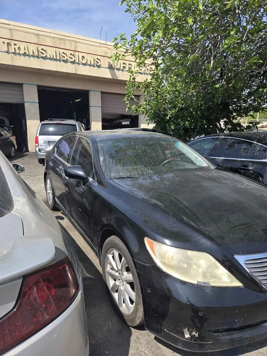 2007 Lexus LS 4th Gen - Image 2 of 7