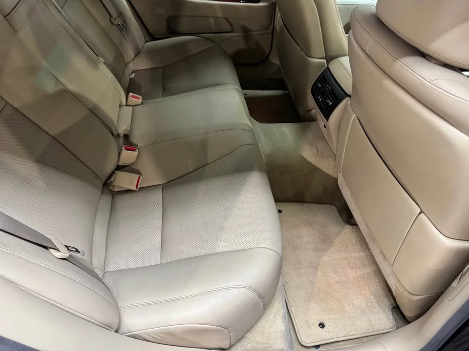 2007 Lexus LS 4th Gen - Image 12 of 15