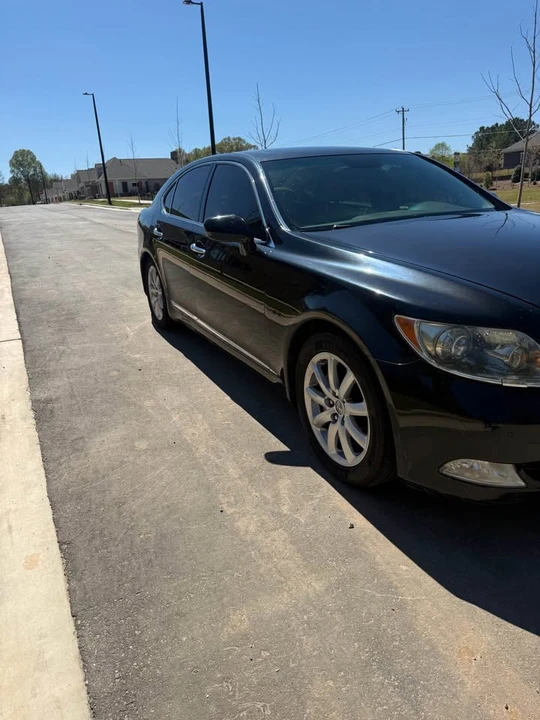 2007 Lexus LS 4th Gen - Image 3 of 7