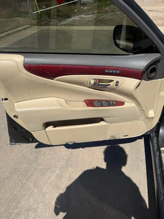2007 Lexus LS 4th Gen - Image 7 of 7