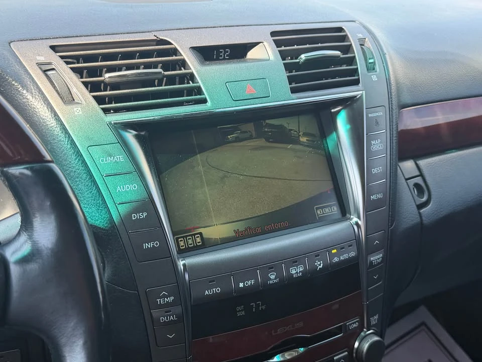 2007 Lexus LS 4th Gen - Image 16 of 18