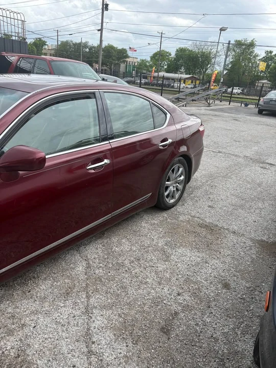 2007 Lexus LS 4th Gen - Image 3 of 9