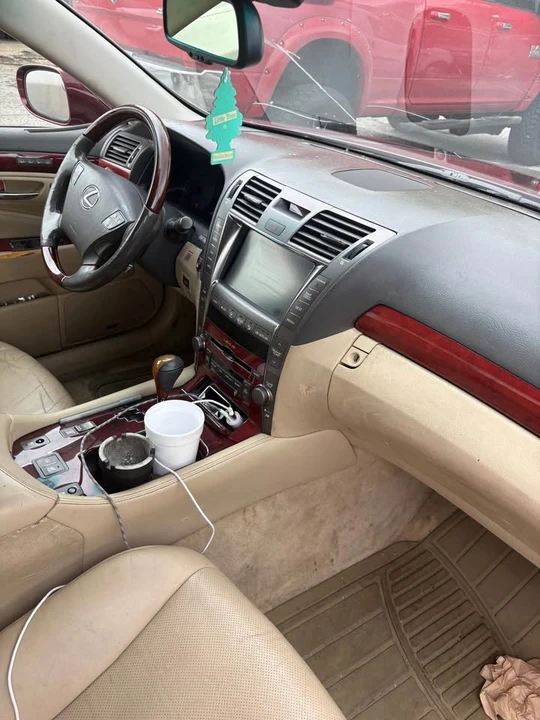 2007 Lexus LS 4th Gen - Image 7 of 9