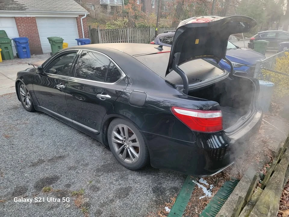 2007 Lexus LS 4th Gen - Image 11 of 12