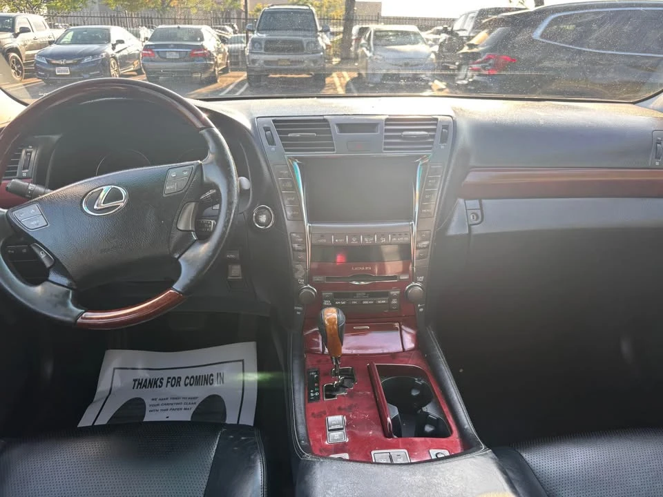 2007 Lexus LS 4th Gen - Image 7 of 11