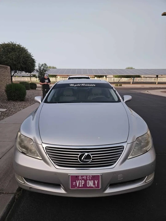 2007 Lexus LS 4th Gen - Image 5 of 10