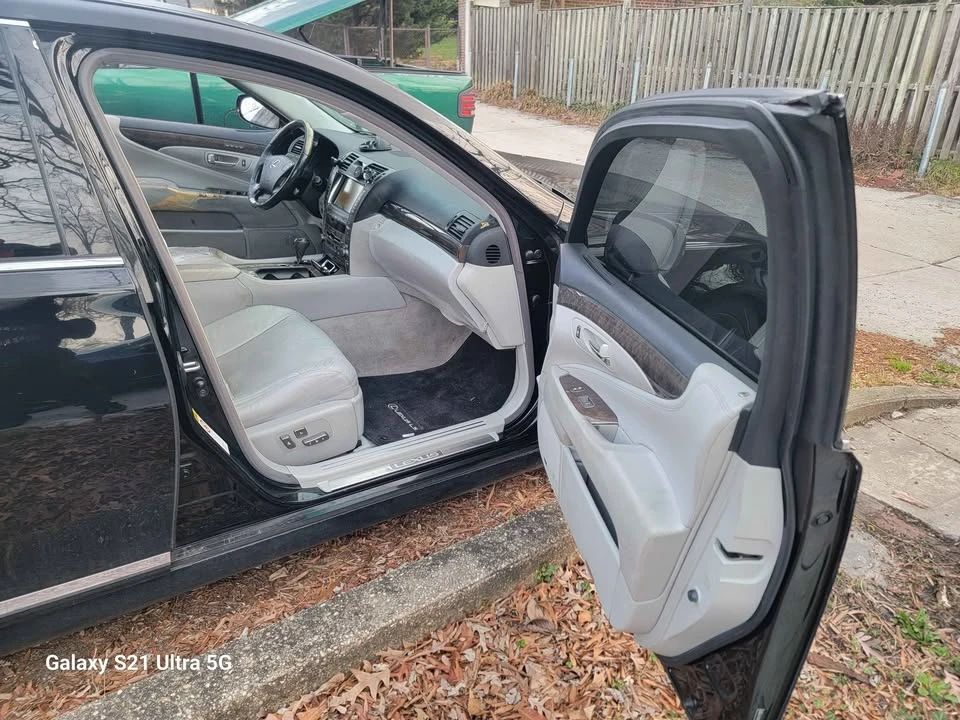 2007 Lexus LS 4th Gen - Image 3 of 12