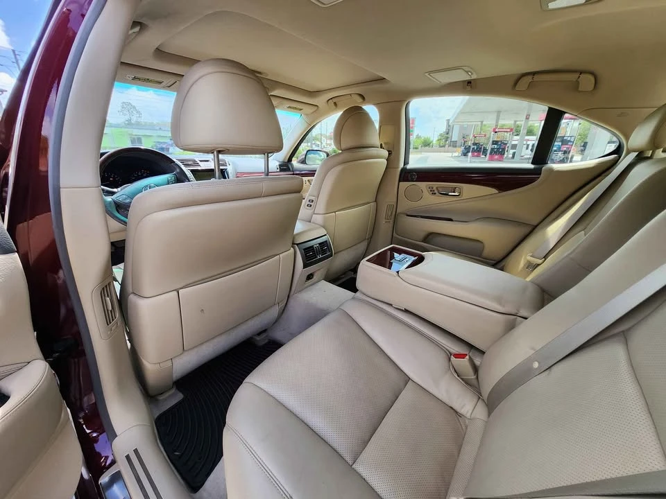 2007 Lexus LS 4th Gen - Image 8 of 13
