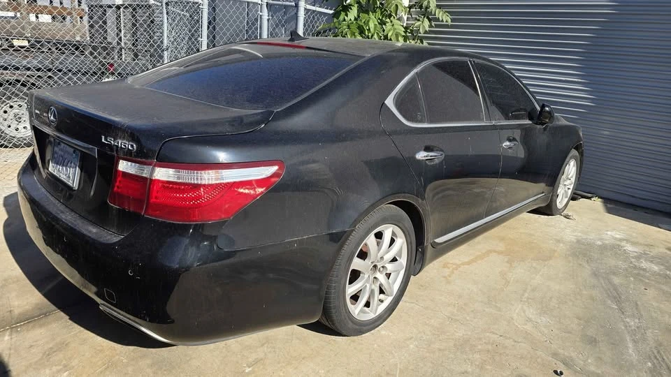 2007 Lexus LS 4th Gen - Image 13 of 13