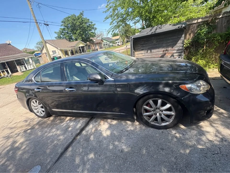 2007 Lexus LS 4th Gen - Image 3 of 4