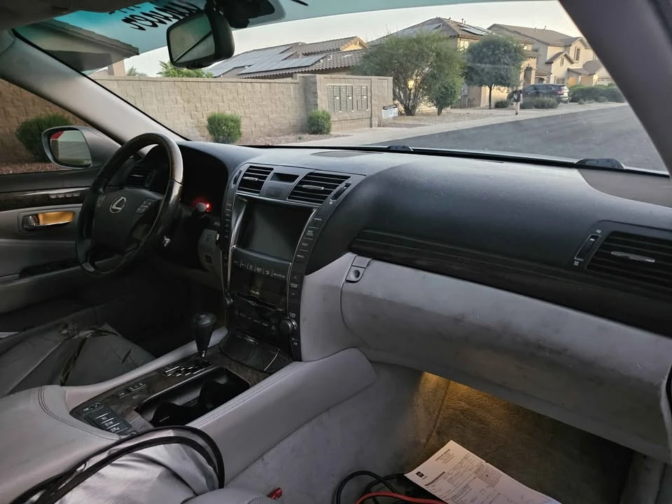 2007 Lexus LS 4th Gen - Image 8 of 11