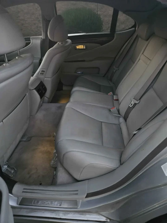 2007 Lexus LS 4th Gen - Image 11 of 11