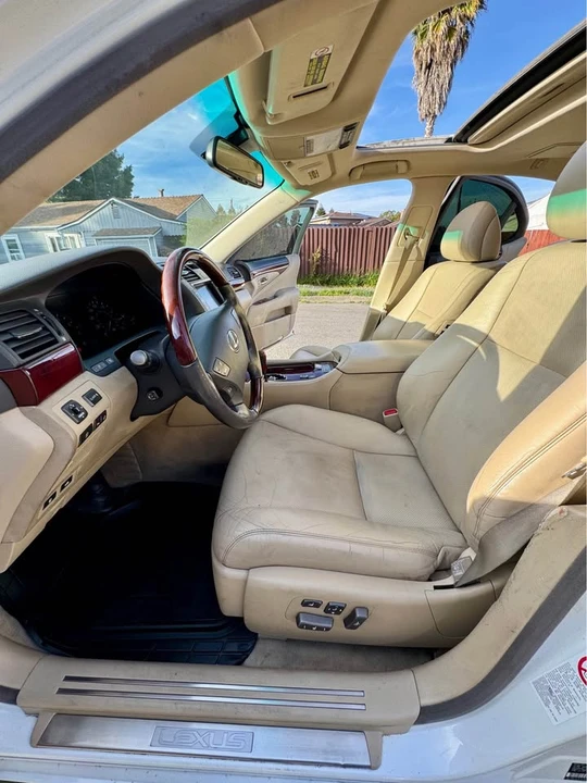 2007 Lexus LS 4th Gen - Image 8 of 14