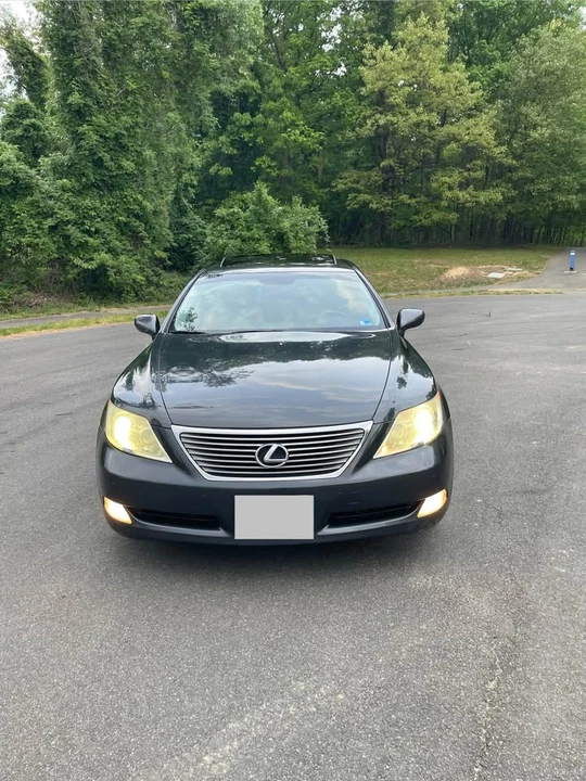 2007 Lexus LS 4th Gen - Image 3 of 19