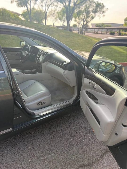 2007 Lexus LS 4th Gen - Image 9 of 19