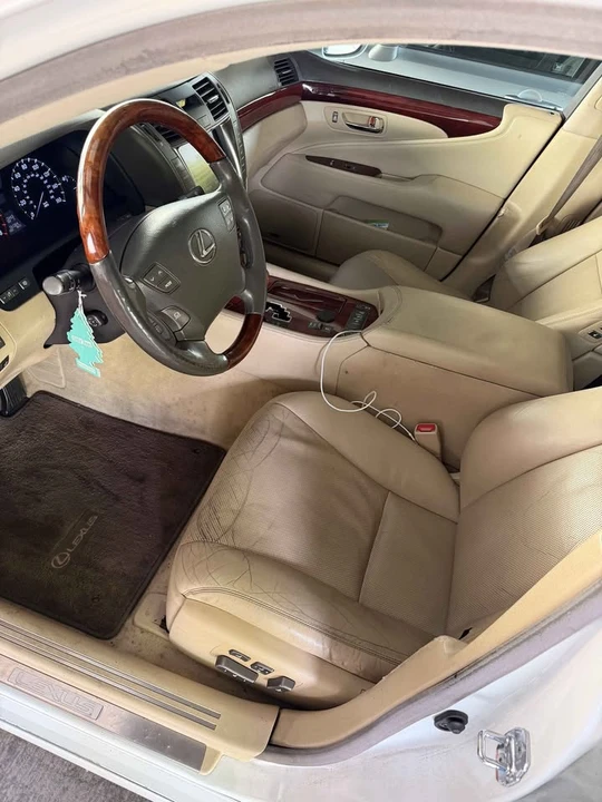 2007 Lexus LS 4th Gen - Image 4 of 8