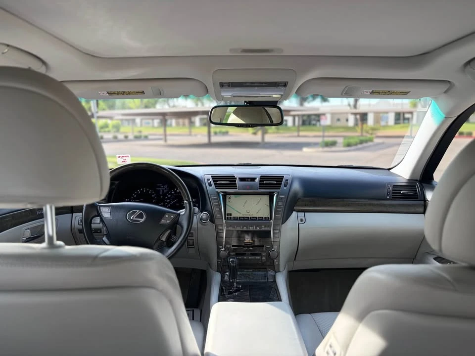 2007 Lexus LS 4th Gen - Image 15 of 19