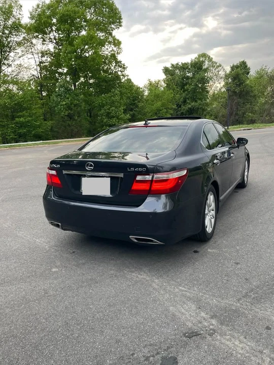 2007 Lexus LS 4th Gen - Image 7 of 19