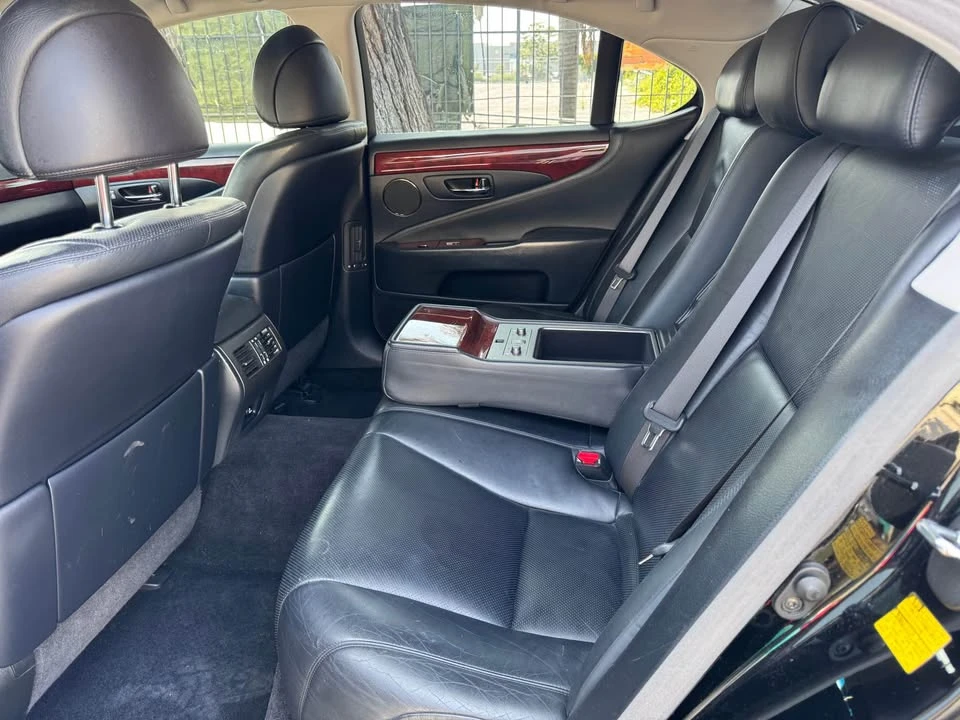 2007 Lexus LS 4th Gen - Image 8 of 20