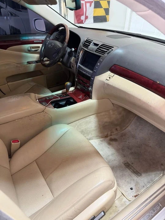 2007 Lexus LS 4th Gen - Image 2 of 4